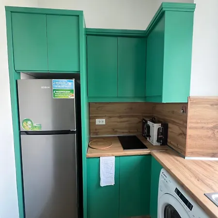 Apartment Blloku 1 *